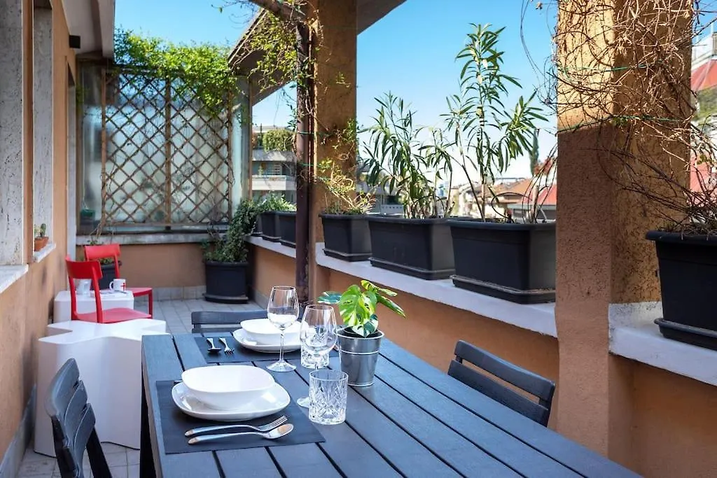 Ennio'S Nest - Private Terrace Apartment Milan